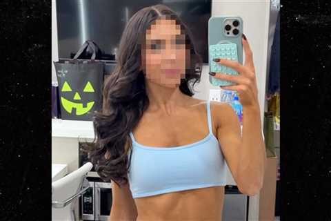 'Dancing With The Stars' Hot Mom Bod Guess Who!