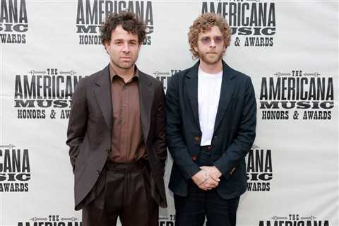 Dawes, Brad Paisley & More to Hold L.A. Benefit Concert on 1-Year Mark of Deadly Wildfires