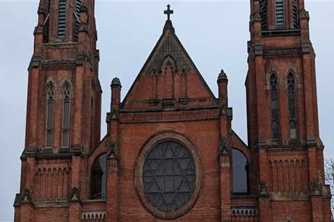 The Impact of Cultural and Ethnic Associations in Wayne County, Michigan