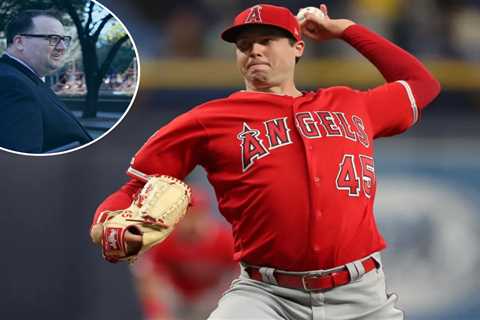 Ex-wife of Angels employee testifies during Tyler Skaggs trial that players partied with pills on..