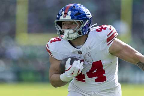 Giants in desperate need to see life after Cam Skattebo