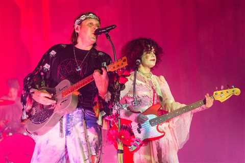Arcade Fire’s Win Butler & Régine Chassagne Split After 22 Years of Marriage, Share Plans for..