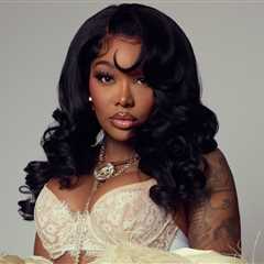 Summer Walker Re-Creates Anna Nicole Smith’s 1994 Wedding Photo for ‘Finally Over It’ Album Artwork