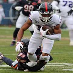 Giants’ Darius Slayton finally gets ‘rolling’ after rough start to season in wasted effort