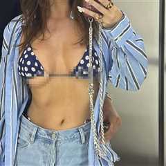 Guess The Hollywood Hottie In This Floral Bikini Top!