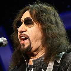 KISS Remembers Ace Frehley During First Concert Since His Passing