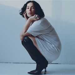 Kelly Lee Owens on Raving With Charli XCX & Her Genre-Busting New EP: ‘You Don’t Get to Put Me in..