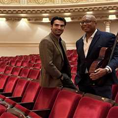 Bernie Williams one half of odd couple behind unique night at Carnegie Hall: ‘Filthy Phillies fan’
