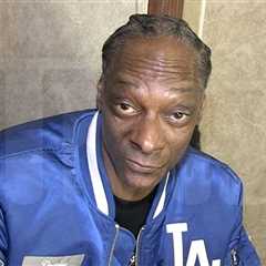 Snoop Dogg Points Out Fav Recipes In New 'Baking' Cookbook