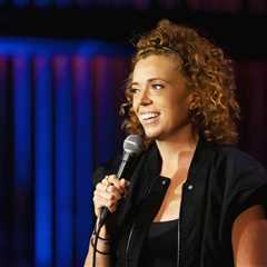 The Best Comedy Specials to Stream This Month (Critic’s Picks)