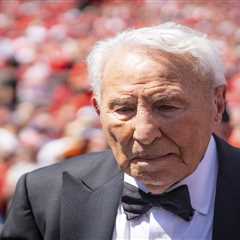 Lee Corso gets brutally honest about ESPN retirement: ‘It sucks’