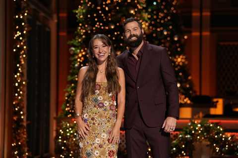 ‘CMA Country Christmas’ Sets 2025 Return With Hosts Lauren Daigle & Jordan Davis: Full..
