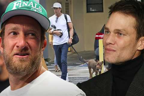 Dave Portnoy Calls Tom Brady 'Weird' for Cloning His Dog