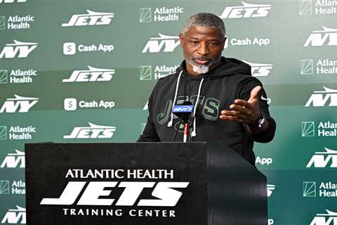 Aaron Glenn’s new message to Jets players and fans after trade deadline selloff