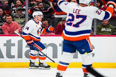 The Islanders in awe of Bo Horvat’s superpower as he eyes rarefied air