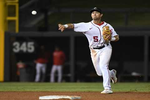 Mets sign utility infielder Jackson Cluff in boost to organizational depth