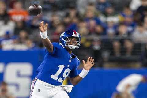 Mike Kafka’s starting point comes with plenty of Giants questions