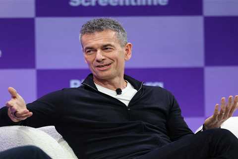 WMG CEO Reveals Company’s AI Plan Hours After Udio Deal: ‘This Is the Moment’