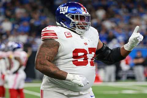 Why Dexter Lawrence was missing from critical Giants plays in overtime loss