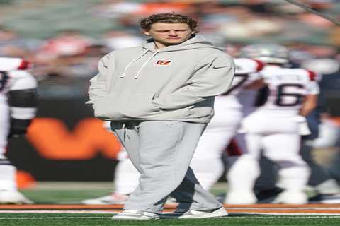 Why Joe Burrow is risking comeback after injury in lost Bengals season