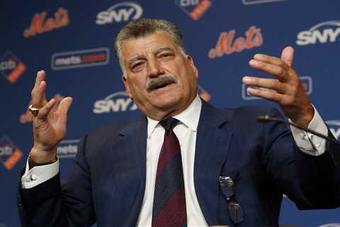 Keith Hernandez making WFAN co-hosting appearance on Thanksgiving with SNY future unsettled