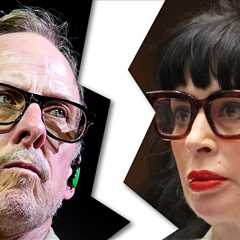 Weezer Bassist Scott Shriner's Wife Jillian Lauren Shriner Files for Divorce