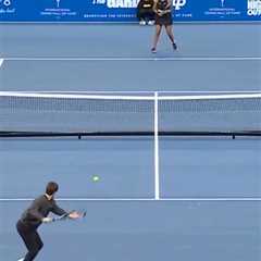 Aryna Sabalenka, Naomi Osaka have fan sub in for them during match in wild MSG scene: ‘You’re still ..