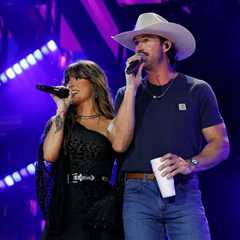 Riley Green & Ella Langley Join Blake Shelton & Gwen Stefani for History Atop Country Airplay Chart