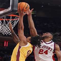 St. John’s pulls away from Iona as offense finally comes to life in second half