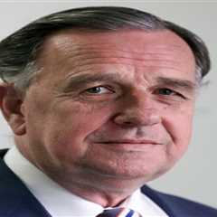 New York Post legend Ray Kerrison honored by horse racing Hall of Fame