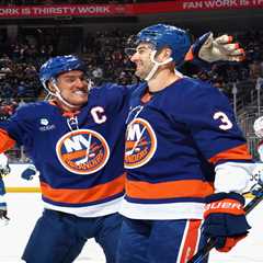 theScore Bet bonus code NPNEWS: Bet $10, get $100 in bonus bets for Rangers vs. Islanders
