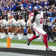 Deonte Banks picks inopportune time for highlight-reel moment as Giant with kick return touchdown