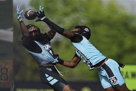 Five-star Syracuse commit doesn’t sign as expected in college football twist