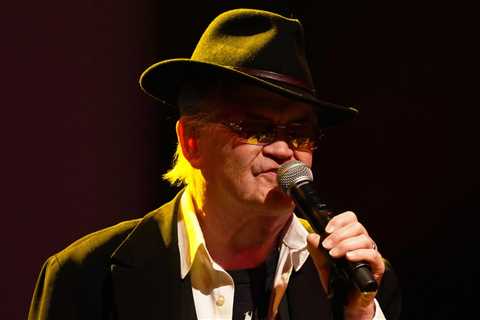 Micky Dolenz As the Last Monkee Standing: ‘It’s Time to Take Off the Black Armband and Just..