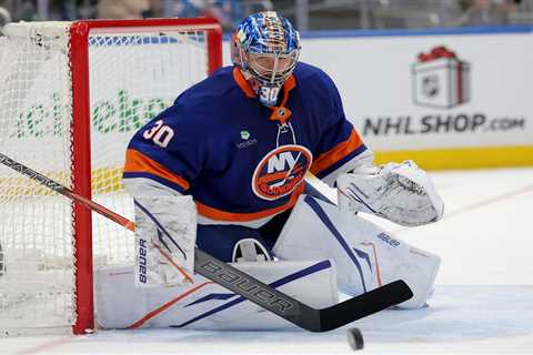 Islanders vs. Lightning prediction: Odds, picks, and best bet for Saturday’s matinee