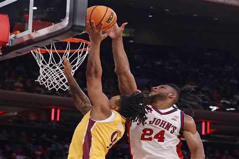 St. John’s pulls away from Iona as offense finally comes to life in second half