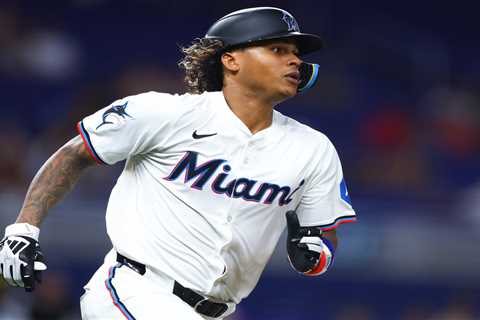 Mets sign Cristian Pache to compete for outfield spot