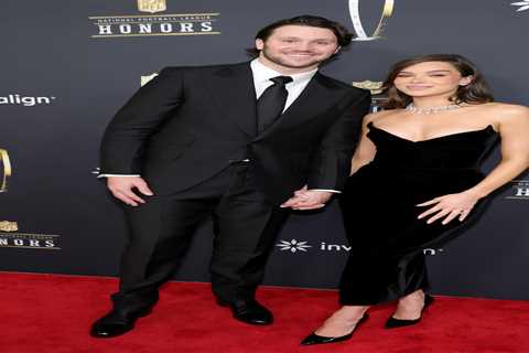 Josh Allen overwhelmed by support after wife Hailee Steinfeld’s pregnancy reveal