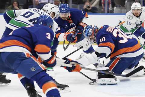 Islanders’ deficiencies on full display in ugly loss to lowly Canucks