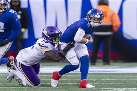 Giants crawling toward wrong side of history with woeful loss to Vikings