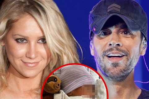Anna Kournikova & Enrique Iglesias Welcome Fourth Child