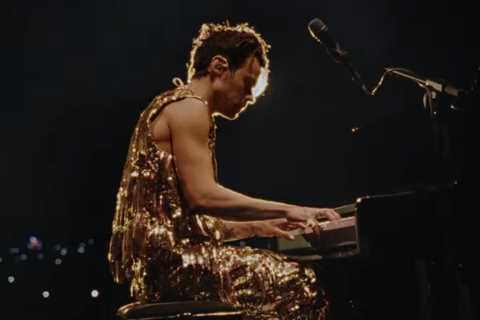 Harry Styles Quietly Releases Surprise ‘Forever, Forever’ Music Video