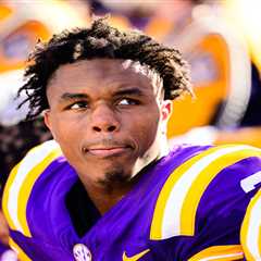 Greg McElroy makes awkward mistake involving dead ex-LSU player during Ole Miss win