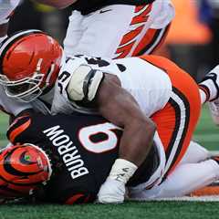 Myles Garrett breaks NFL sack record — with minutes to spare