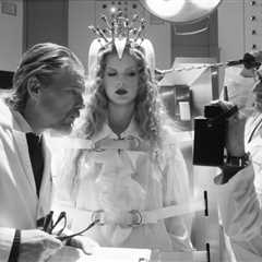 Sorry Taylor Swift, ‘Fortnight’ Video Co-Star Josh Charles Called Travis Kelce a ‘D–k’ for a Very..