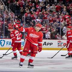 Red Wings’ Patrick Kane becomes second US-born player to join 500 goal club