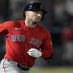 Alex Bregman signs $175 million deal with Cubs to end free agency frenzy