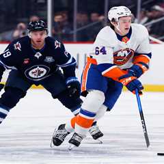How Cal Ritchie is working through his Islanders rookie wall