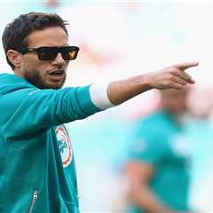 Mike McDaniel landing Chargers offensive coordinator job in stunner