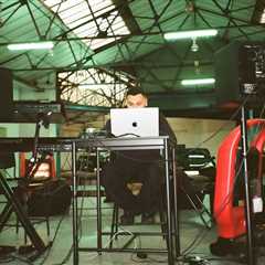 Zach Nahome, Producer Behind Olivia Dean’s ‘Art of Loving,’ Inks Deal With UMPG and NWS